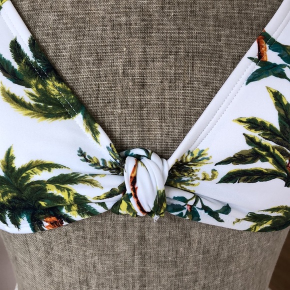 3/$25 Island Palms Bikini Top - Picture 5 of 10